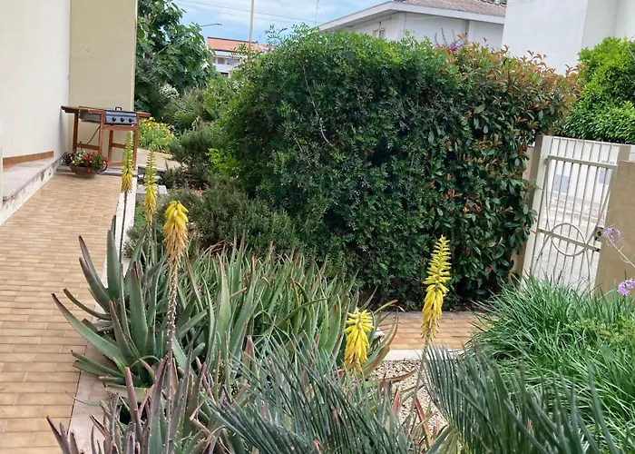 Garden * Roseto Degli Abruzzi