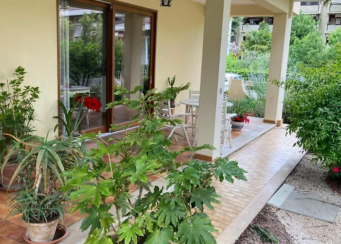 Garden Διαμέρισμα *